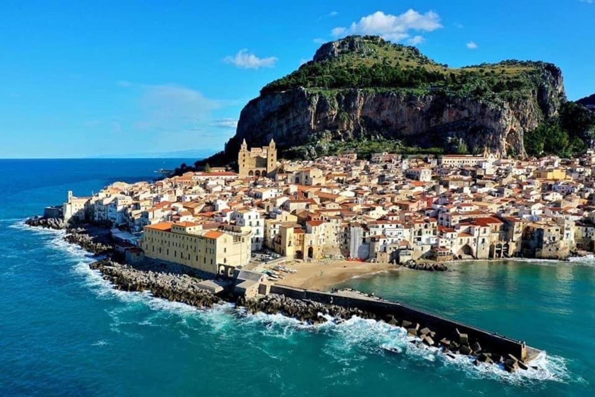 Aurora House Suite Cefalu Bagian luar foto