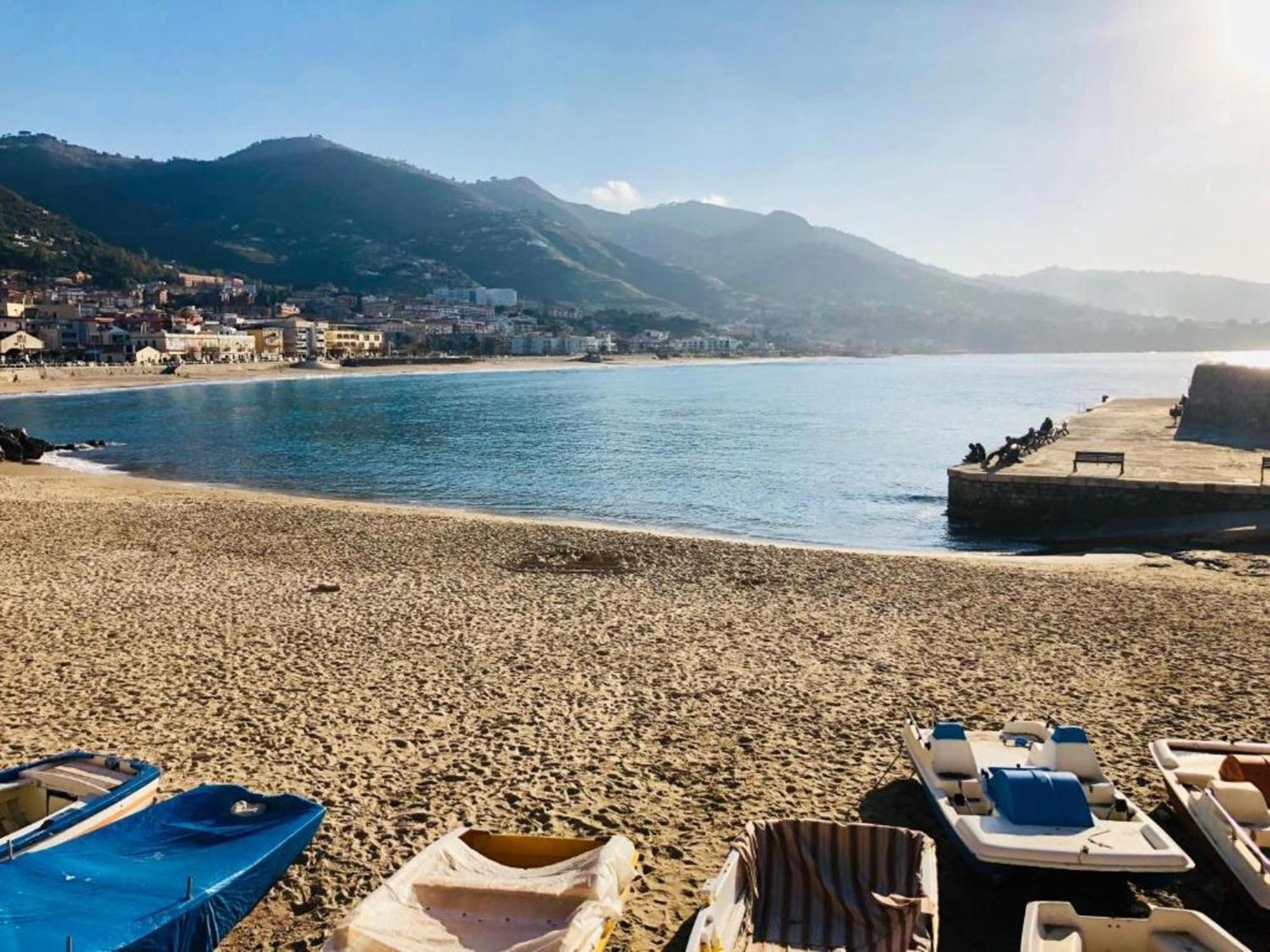 Aurora House Suite Cefalu Bagian luar foto