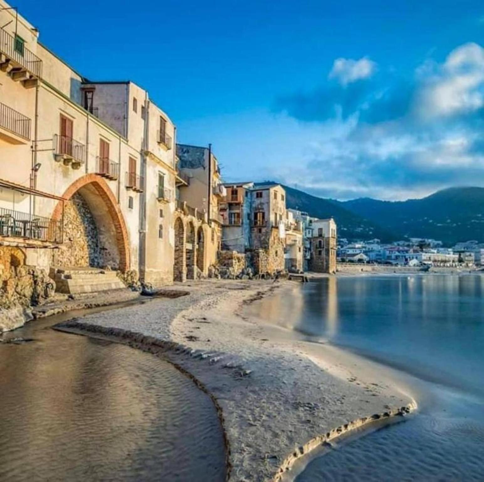 Aurora House Suite Cefalu Bagian luar foto