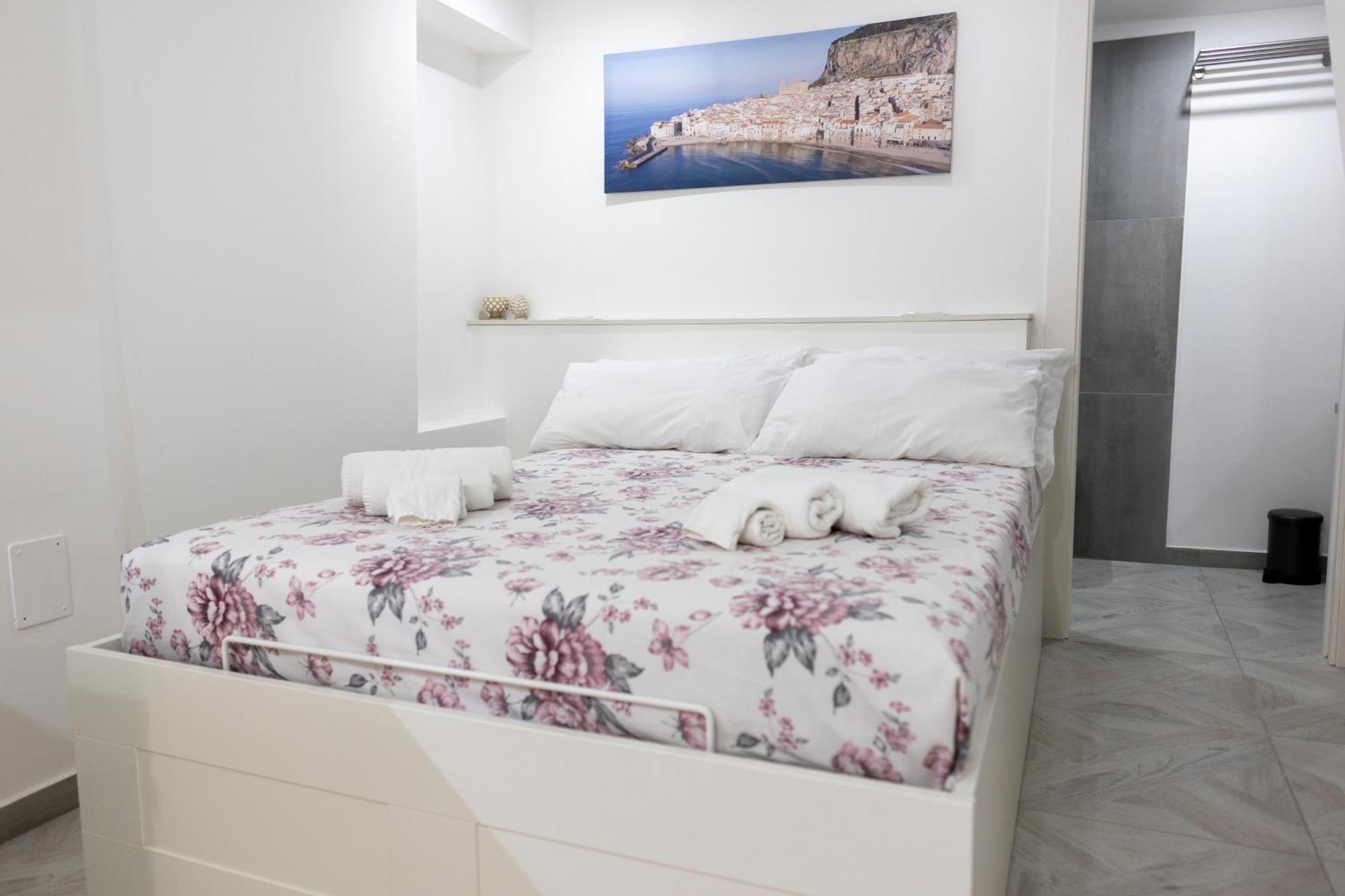 Aurora House Suite Cefalu Bagian luar foto